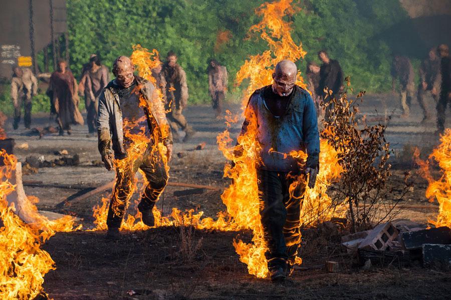 zombies ardiendo