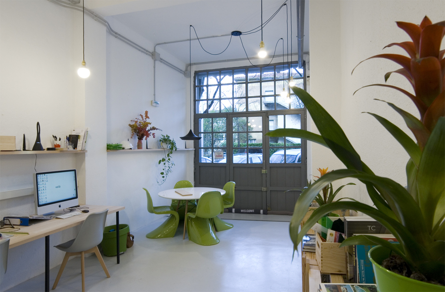 zona de reuniones y entrada