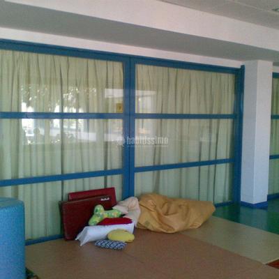 Instalacion estores y cortinas en Fundacion BOBATH