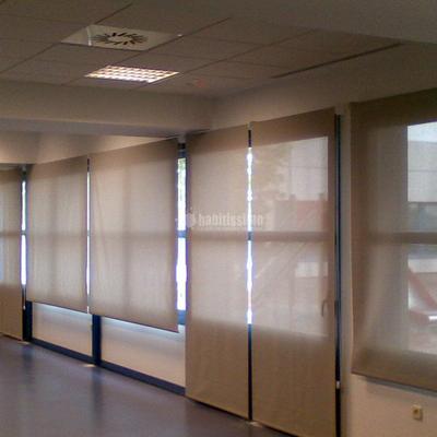 Instalacion estores y cortinas en Fundacion BOBATH