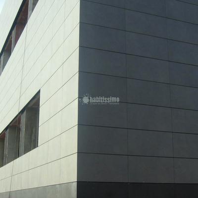 Fachadas Cerámicas. Fachada Ventilada en Paterna