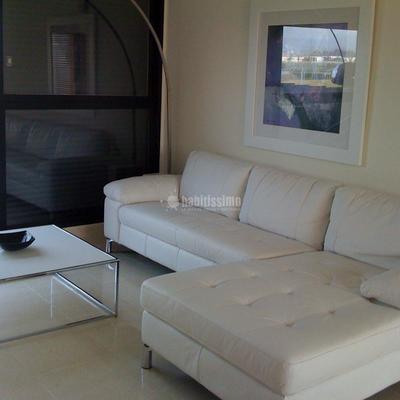 DECORACION Y AMUEBLAMIENTO ADOSADO PLAYA PUIG