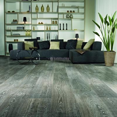 Instalación de suelo laminado Balterio en chalet de Campolivar