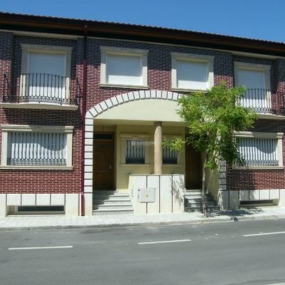 30 viviendas, locales, garajes y trasteros