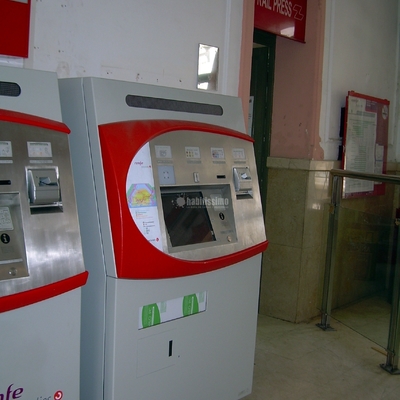 Instalación máquinas autoventas Adif