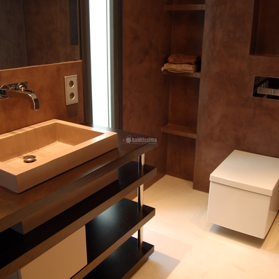 Microcemento en piscina y baños vivienda Son Vida