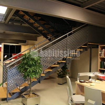 Barandilla de hierro con acero inoxidable