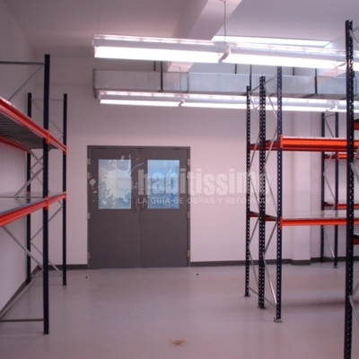 Mobiliario De Oficinas y Comercios