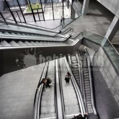 Instalación De Ascensores Y Escaleras En El Centro Termal Casa Del Agua