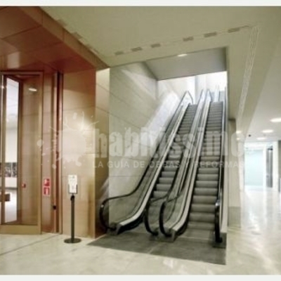 Ascensores, Escaleras Mecánicas Y Plataformas Salvaescaleras Para El Museo Del Prado