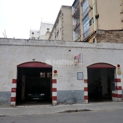 Fachada Graffiti Talleres Mauri