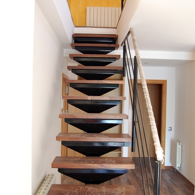 Edificio De 7 Viviendas Plurifamiliar