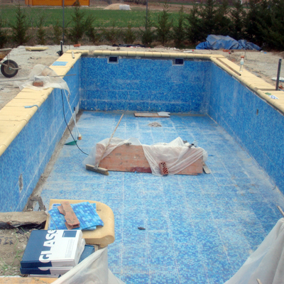 2012-forma de piscina