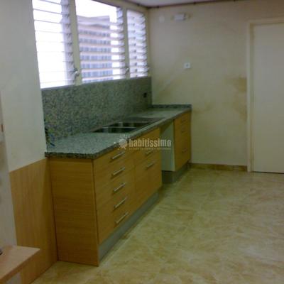 Reforma baños y cocina calle Caballers Barcelona 