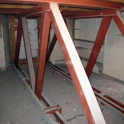 Refuerzo estructural en edificio en ruinas c/ Mayor