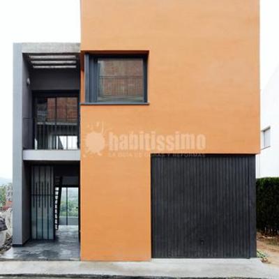 Vivienda unifamiliar de testero con acceso desde la carretera y vistas al pantano en els Guiamets