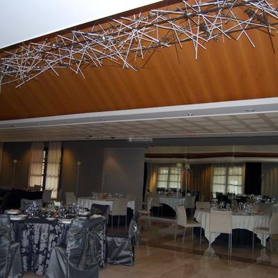 Creación y diseño para lámpara en sala de banquetes