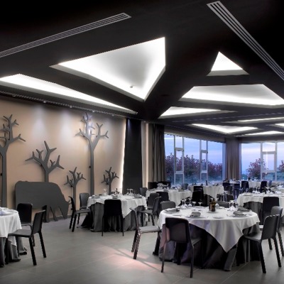 Abades Puerta de Andalucía