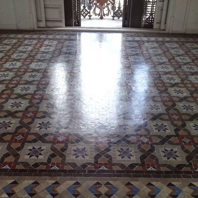 Mosaicos hidráulicos y Noya