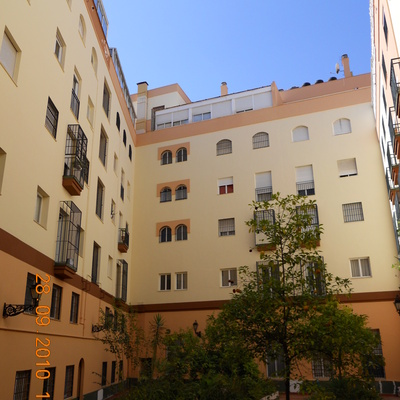 Acabado en tres colores. 