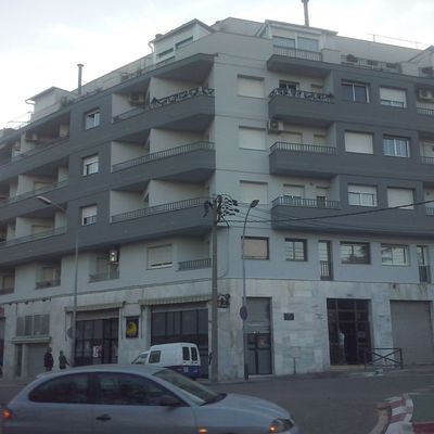 Rehabilitación de fachada principal con acabado de sistema mortero acrílico de la casa PAREX