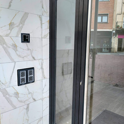 Cambio de portero automático a Videoportero + Buzones nuevos