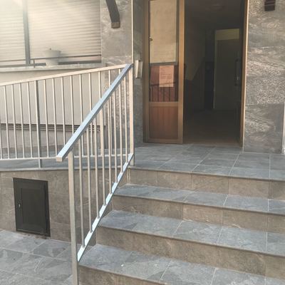 Proyecto de instalación de rampas de acceso y ascensor comunitario