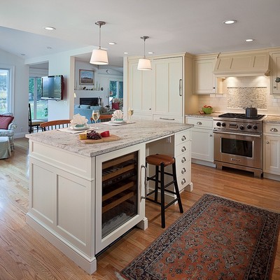 almacenamiento en cocina de techo bajo