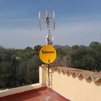 Arreglo de una antena Parabólica Astra