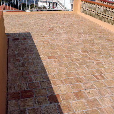 Aplicacion de caucho sobre cubierta plana