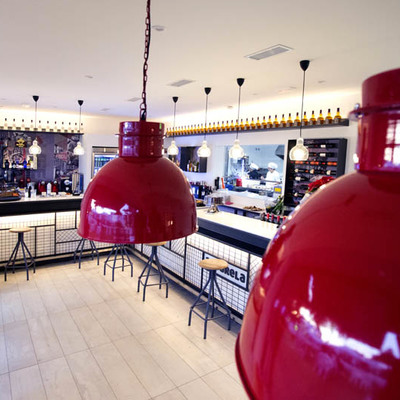 Aquarela Gastrobar&Jardín ORTHO estudio de interiorismo