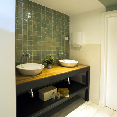 Aquarela Gastrobar&Jardín ORTHO estudio de interiorismo