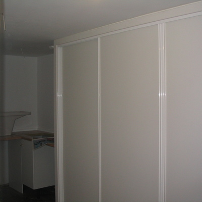 Armario de puertas correderas 