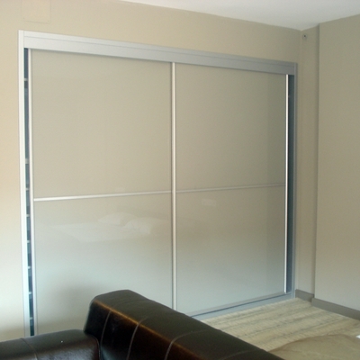 ARMARIO EMPOTRADO A MEDIDA