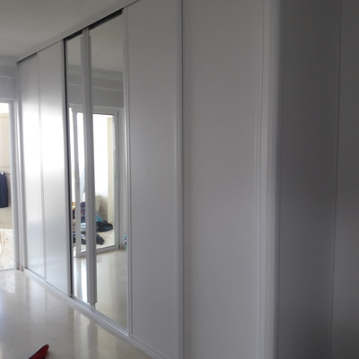 Pintura de paredes y carpintería