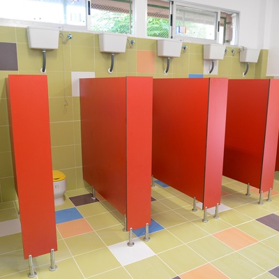 ASEOS INFANTILES NUEVOS, reformados y renovados integralmente.