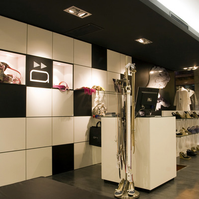 Interiorismo Tienda Ática