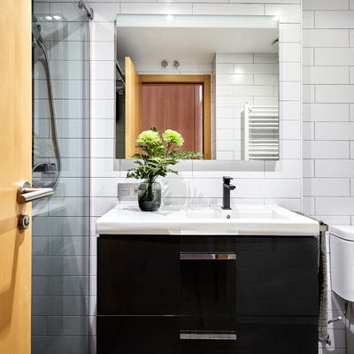 Baño Completo de Estilo Contemporáneo (Madrid)