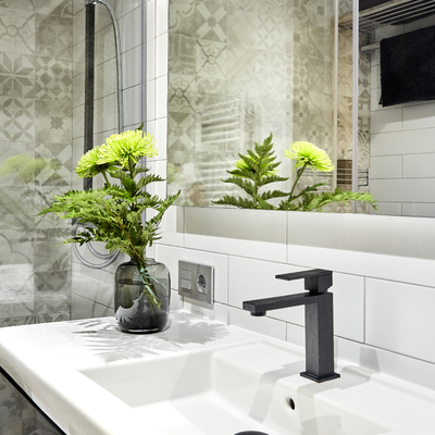 Baño Completo de Estilo Contemporáneo (Madrid)