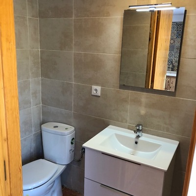 BAÑO DE CASA INVITADOS.