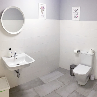 BAÑO SEÑORAS / ADAPTADO