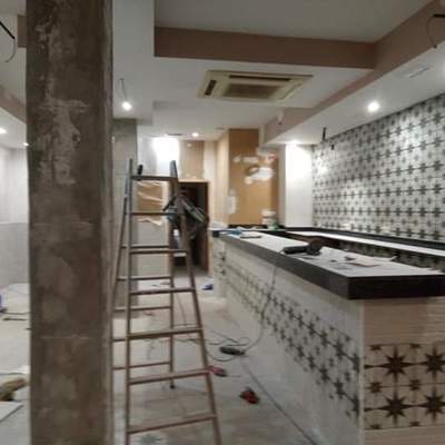 Adaptación local comercial en Bar cafetería