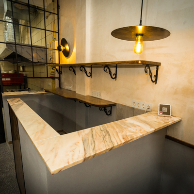 TRABAJOS DE CARPINTERIA EN RESTAURANTE