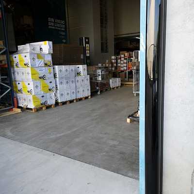 Instalación de cámaras y barreras