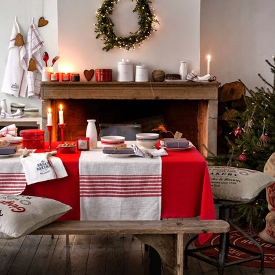 salón decorado para la navidad