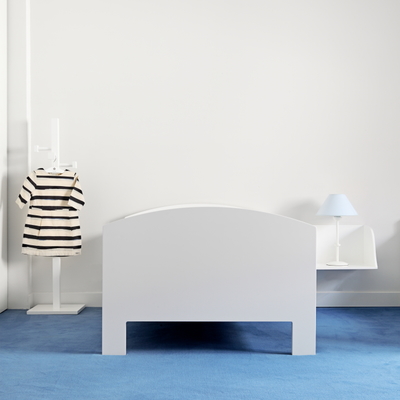 cama blanca para niños