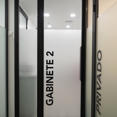 Carpintería laca de acceso a gabinetes