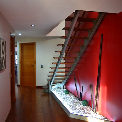 Carpintería , suelo, puertas, escalera...