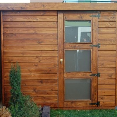 Caseta de madera de 2.30x2.50 m. - Peralta (Navarra)