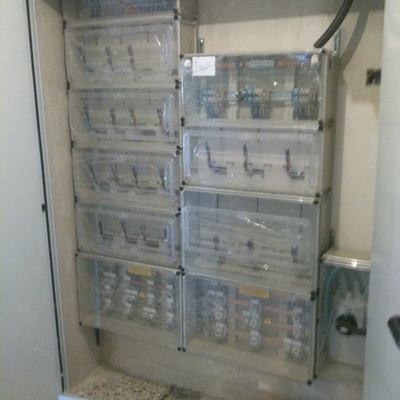 Instalación de enlace y contadores en comunidad de vecinos